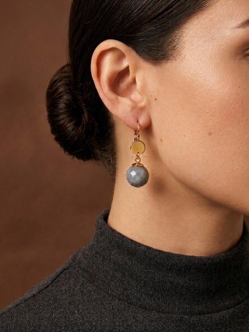 Boucles dormeuses — Labradorite facettée