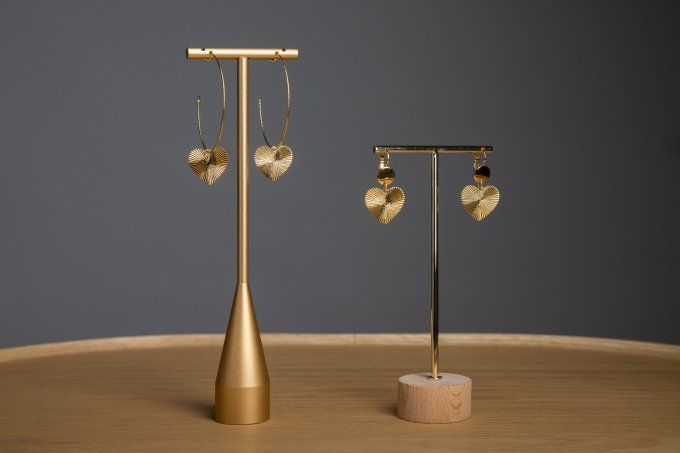 Les Boucles d'oreilles signature Carlotta